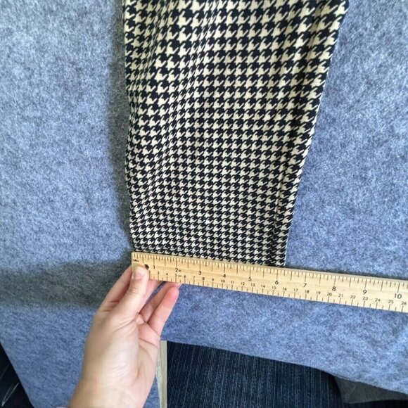 J McLaughlin Women's Pull on Pants 14 Pattern Tan Black Skinny Legging Rayon 390 - Picture 7 of 14